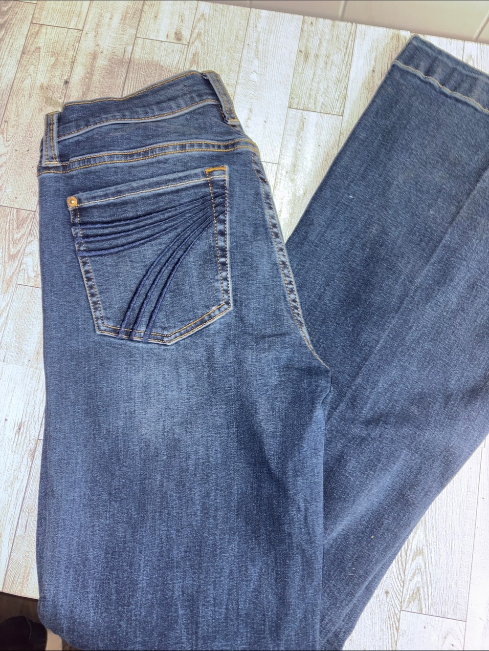 7 for all man kind dojo dark wash - Picture 4 of 4